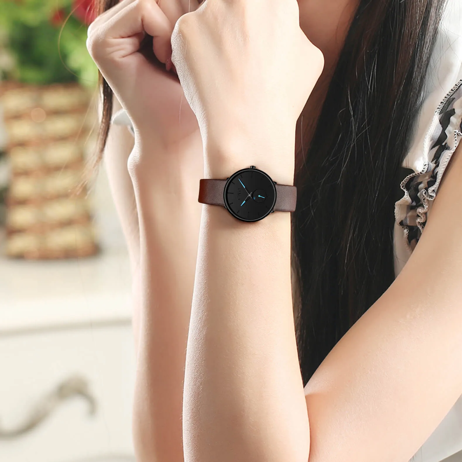 0124C | Quartz Women Watch | Leather Band