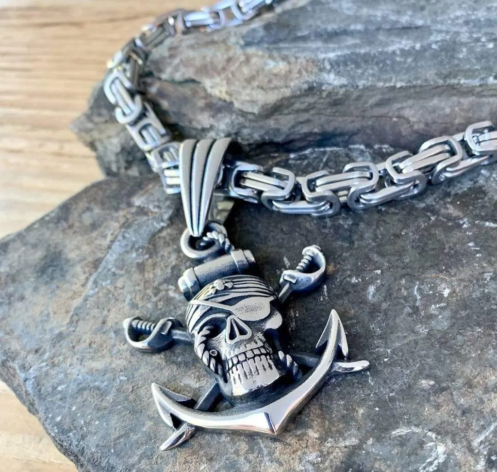 1 Eyed Pirate & Anchor Pendant - Necklace (224)