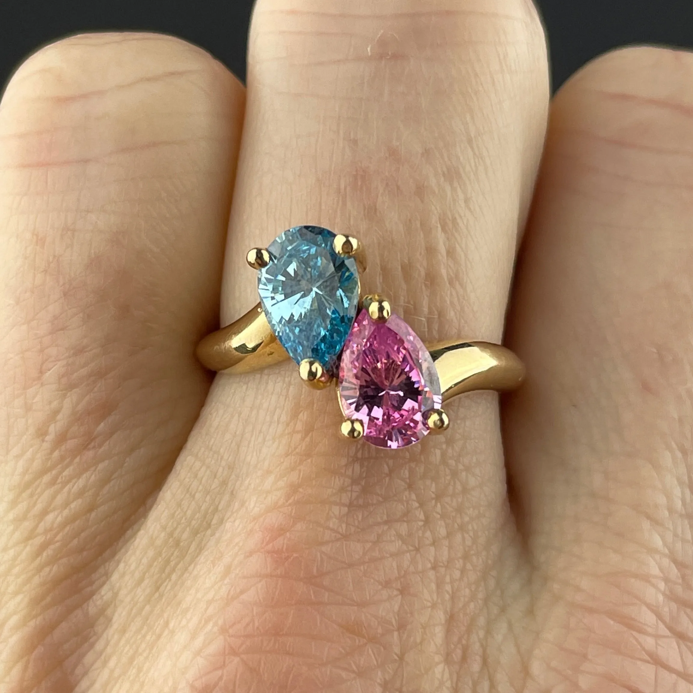 14K Gold Simulated Pink Sapphire Blue Topaz Bypass Ring, Sz 7 3/4