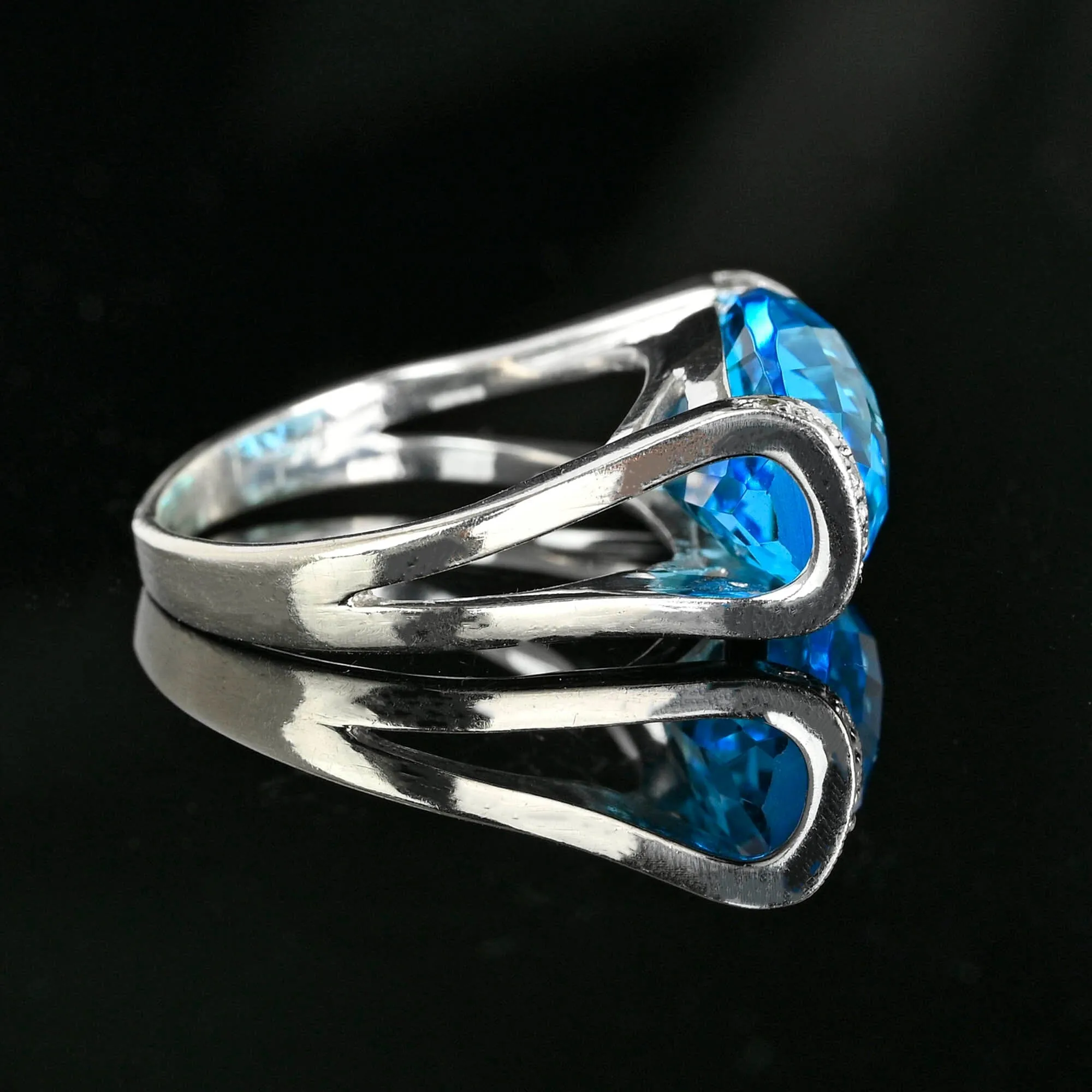 14K White Gold Checkerboard Blue Topaz Diamond East West Ring