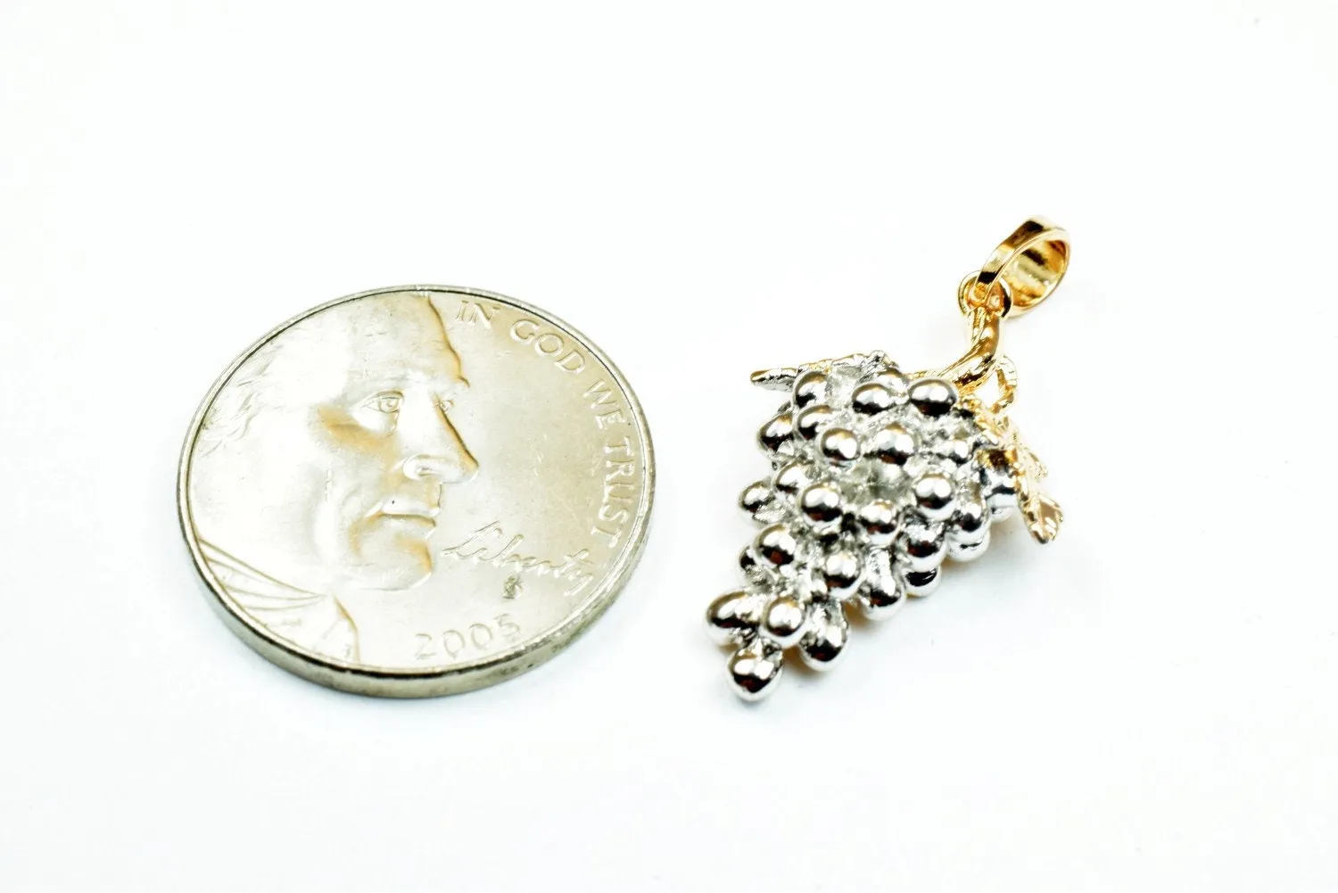 18K as Gold Filled* Bunch of Grapes Pendant Charm Size 23x15mm as Gold Filled* Pendant For Jewelry Making GP148