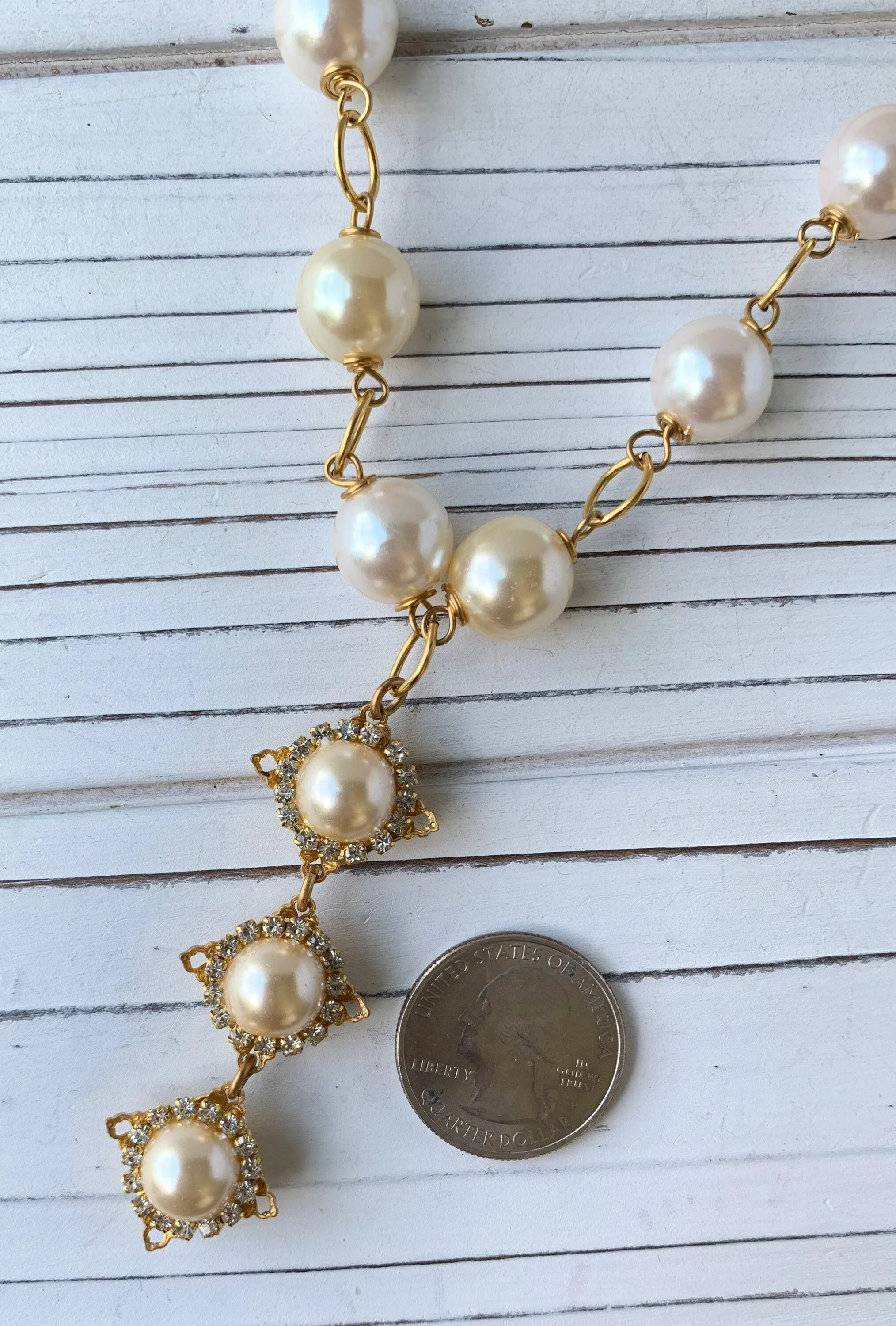 Classic 3-Pearl Drop Elegant Necklace