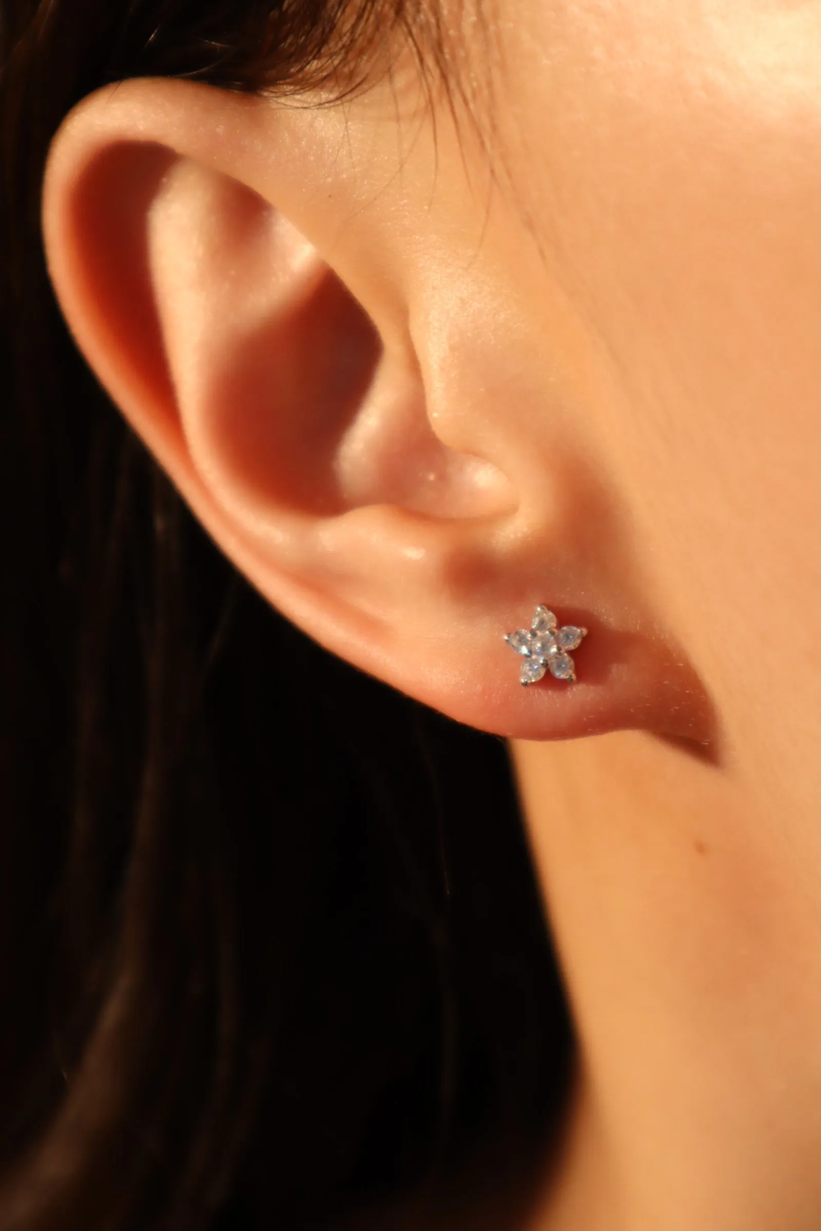 925 Sterling Silver Diamond Flake Stud Earrings