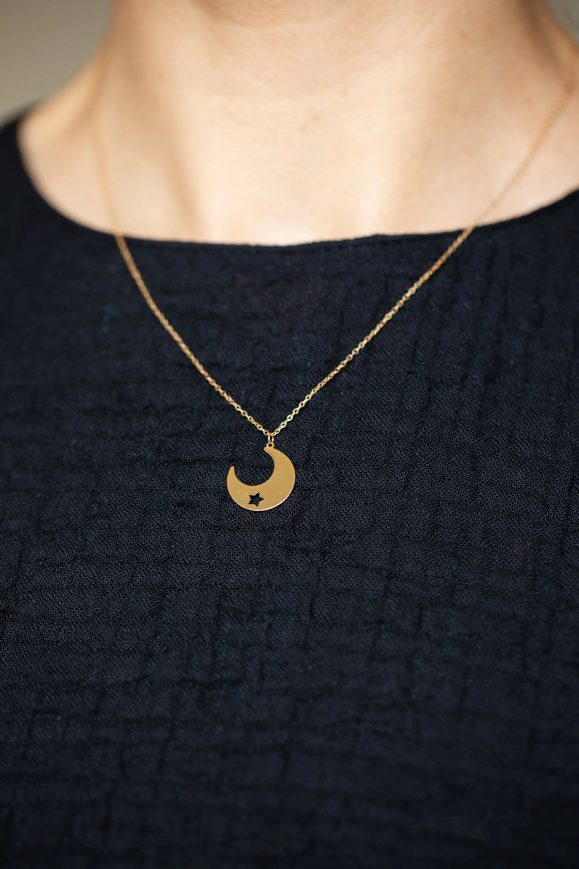 9kt Gold Moon with Cut Out Star Pendant Necklace