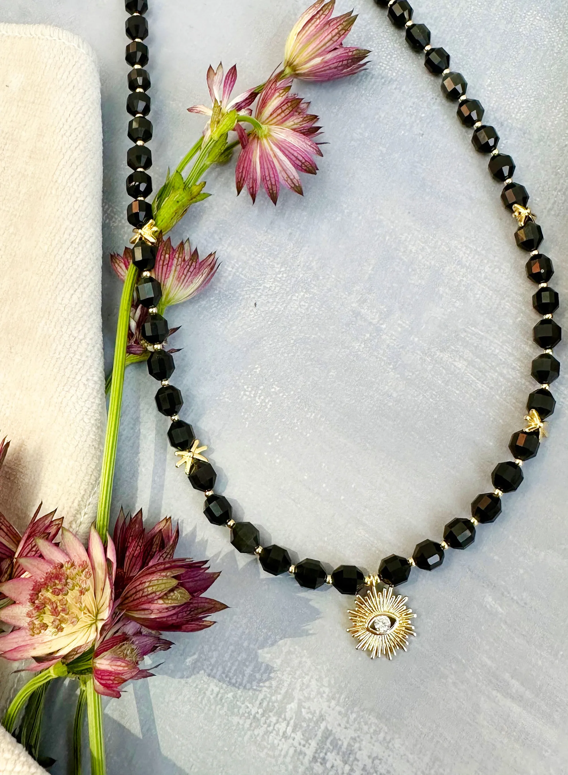 Protective Black Obsidian Necklace with Evil Eye Pendant - Stylish Healing Crystal Jewelry JN063