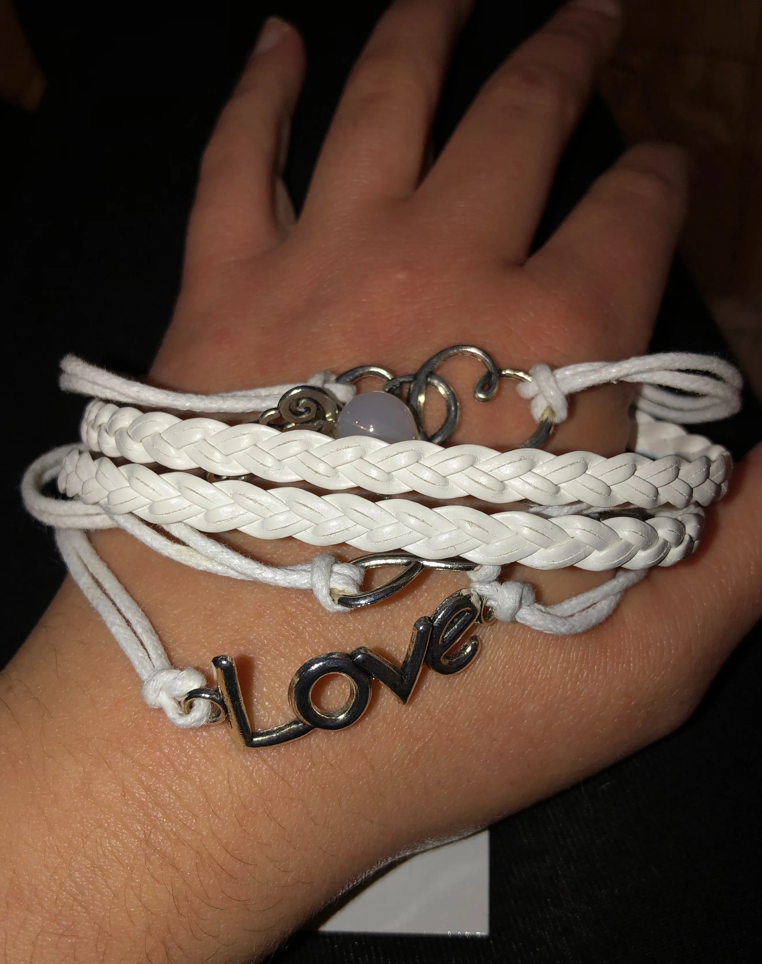 Bracelet white