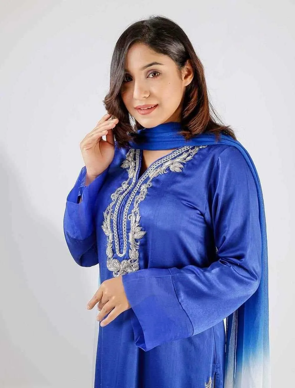 Exclusive Zardozi Kameez