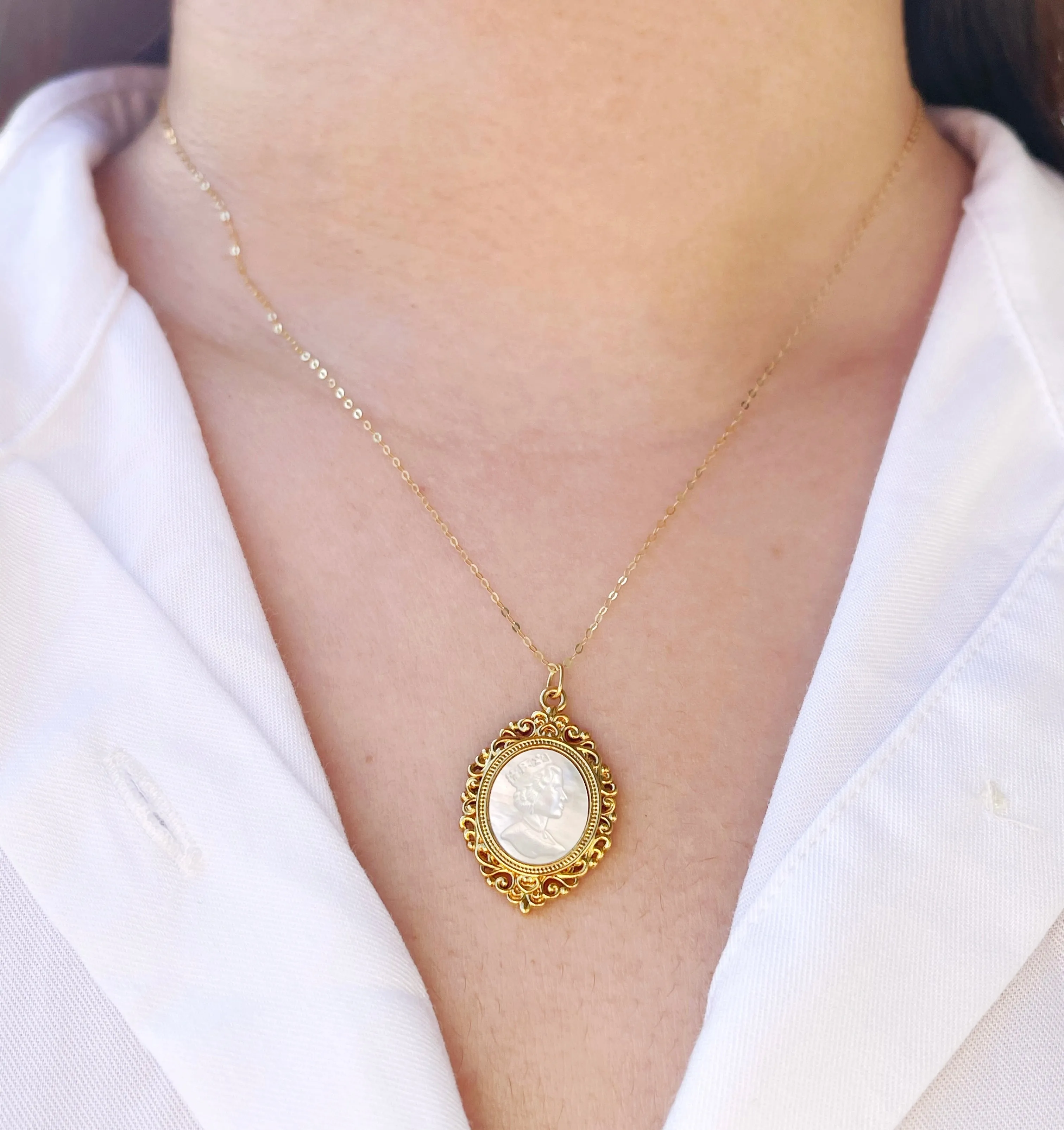 #GOLD2024 | 18K Classic Golden Cameo Necklace Chain 18”