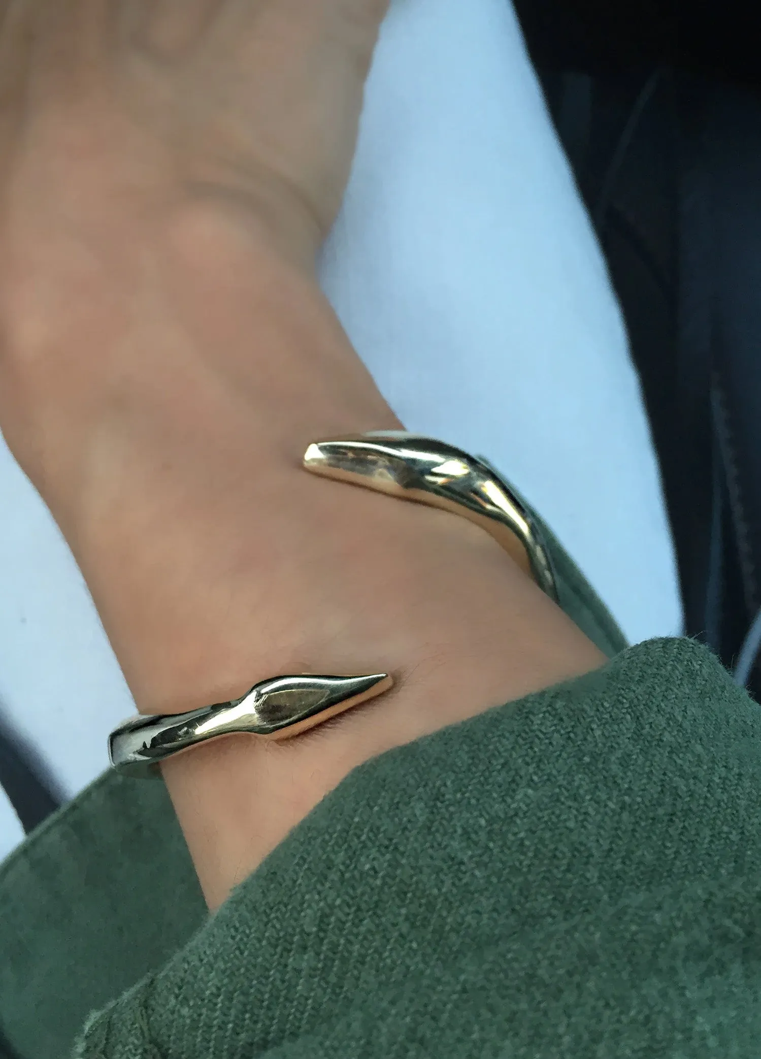 Mara Raw Snake Cuff