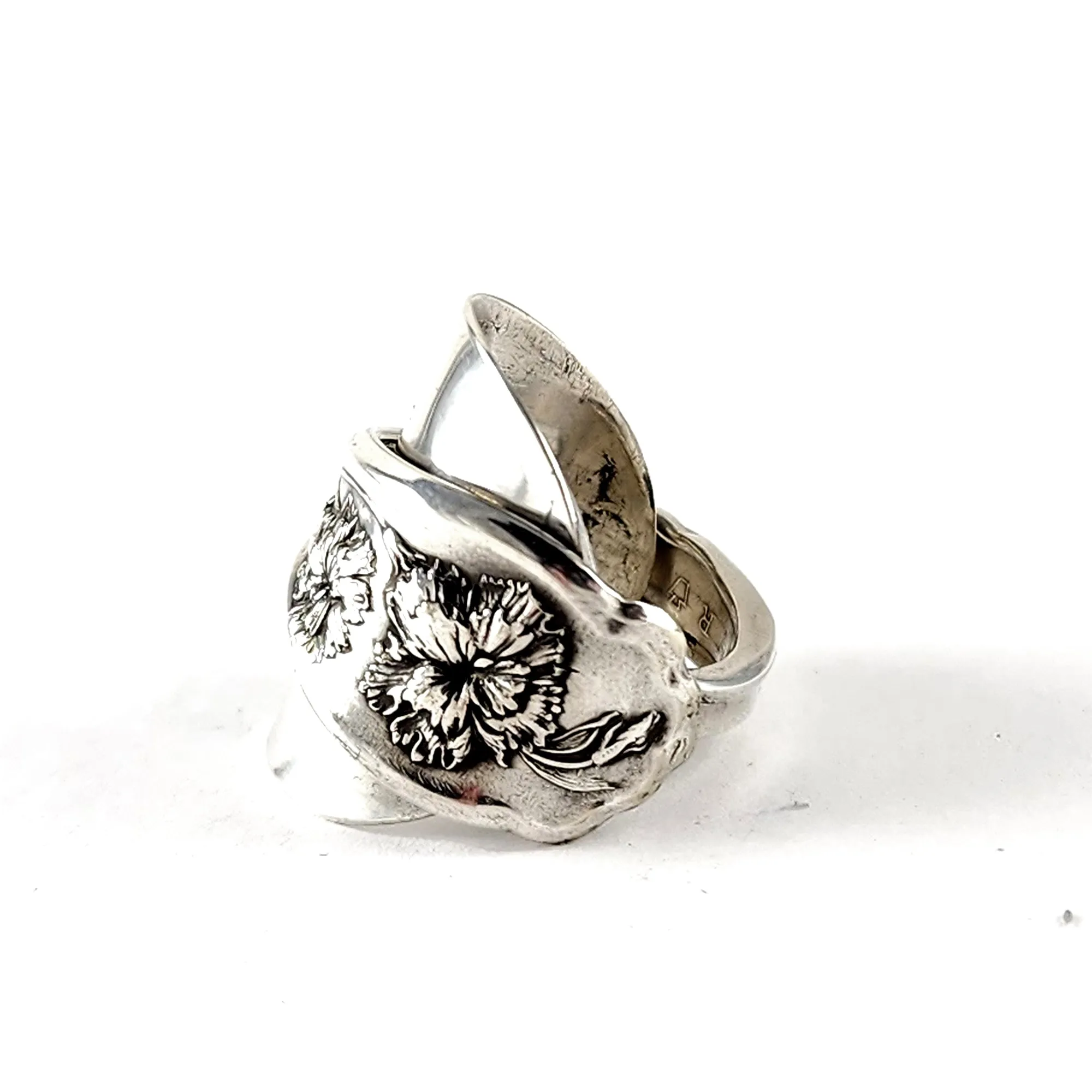 Oneida Carnation Demitasse Spoon Ring