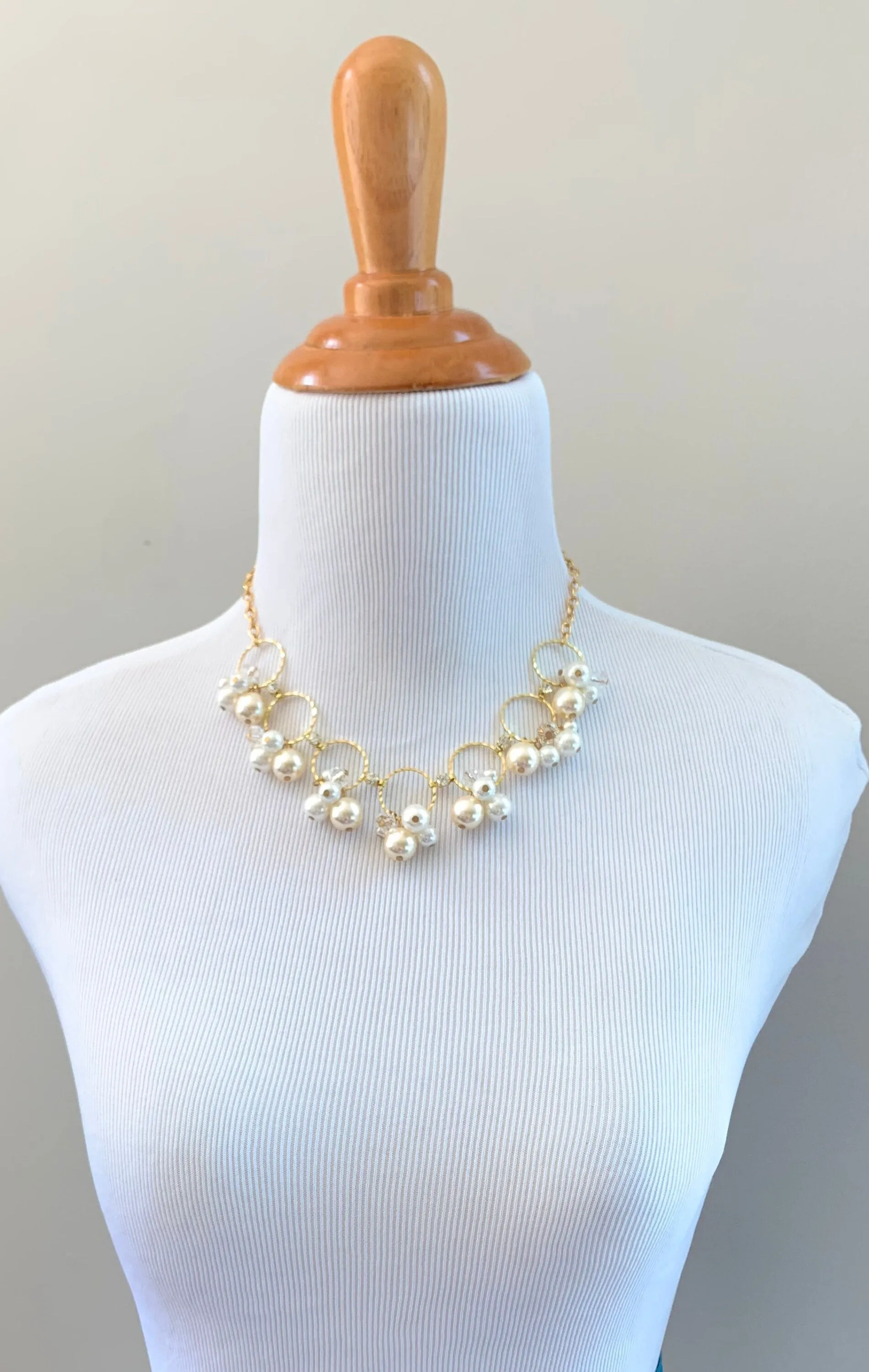 Pearl   Circles Classic Necklace