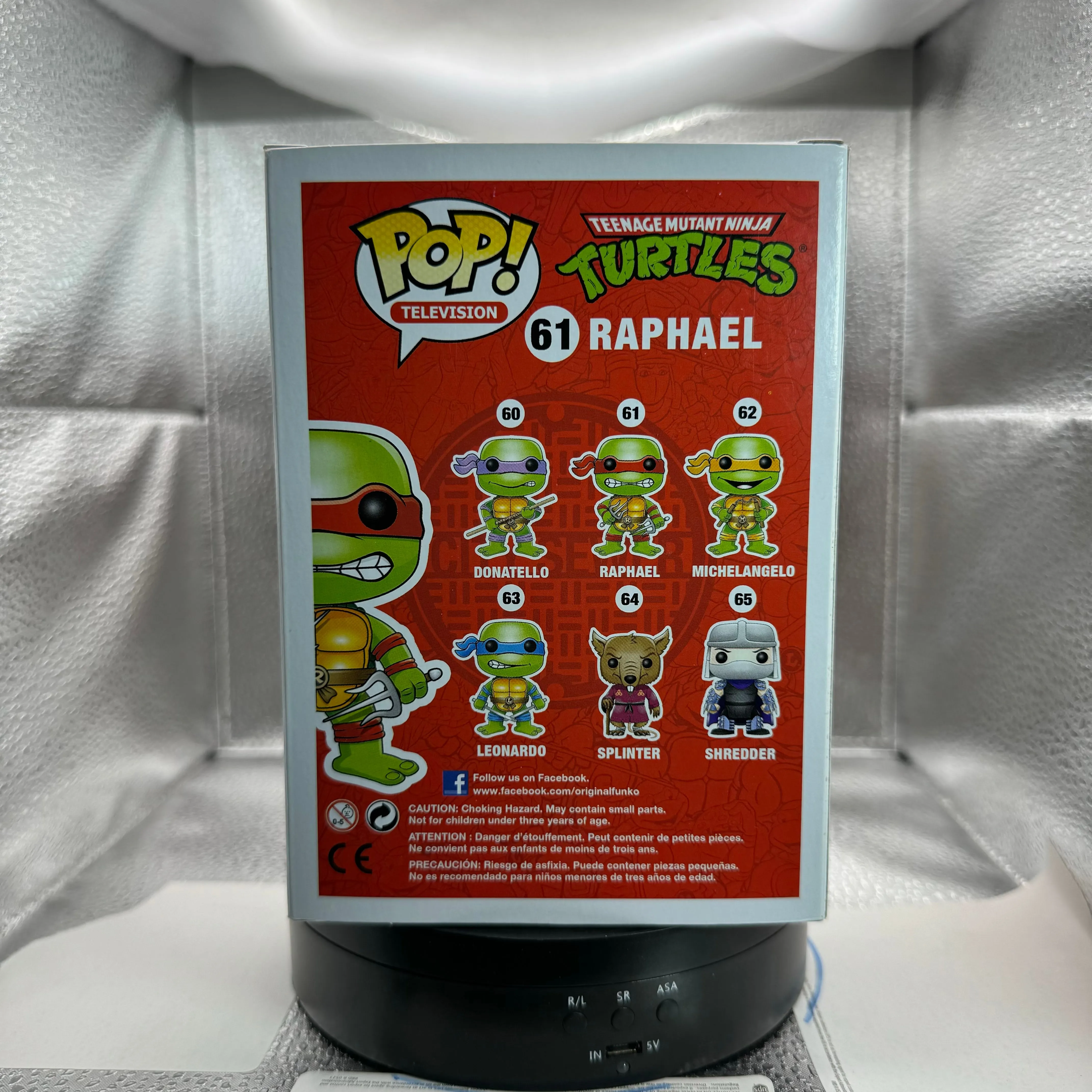 POP Television: TMNT - Raphael (Greyscale) Alamo City LE 2000 Exclusive