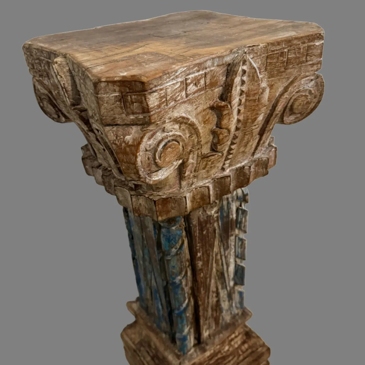 Ruhana 8 : Pillar  pedestal